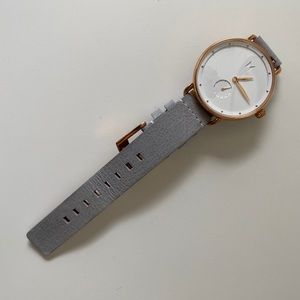 MVMT like new leather band watch